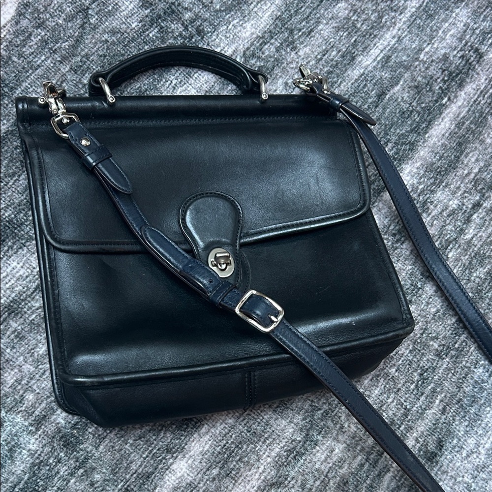 Rare Coach Willis Black Leather Bag